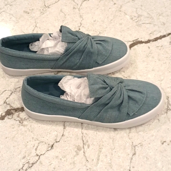 Avenue Sheila 2 Denim Knot Canvas Sneakers by Evans  Size US 8 Xtra Wide  NWT - Picture 4 of 9